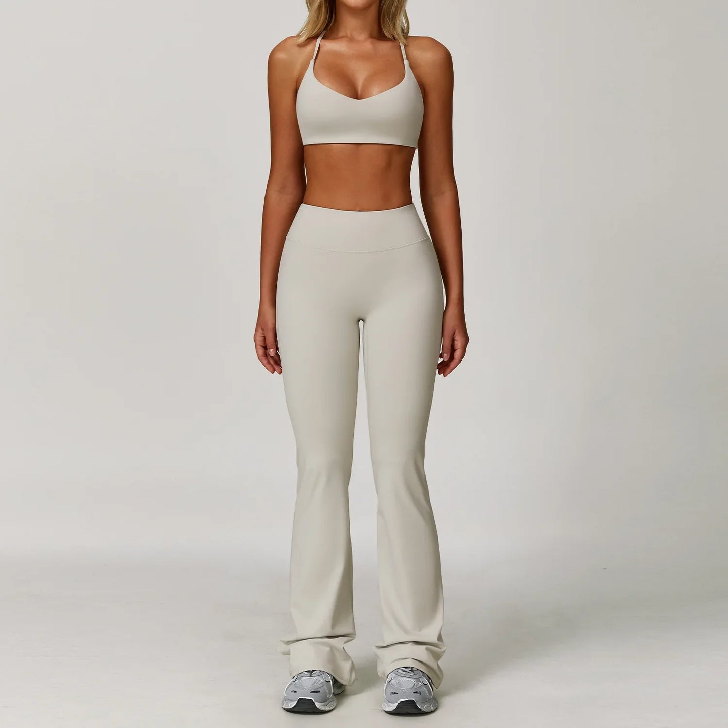 Women’s 2/3-Piece Sports Set – Stylish & Comfortable for Yoga & Running