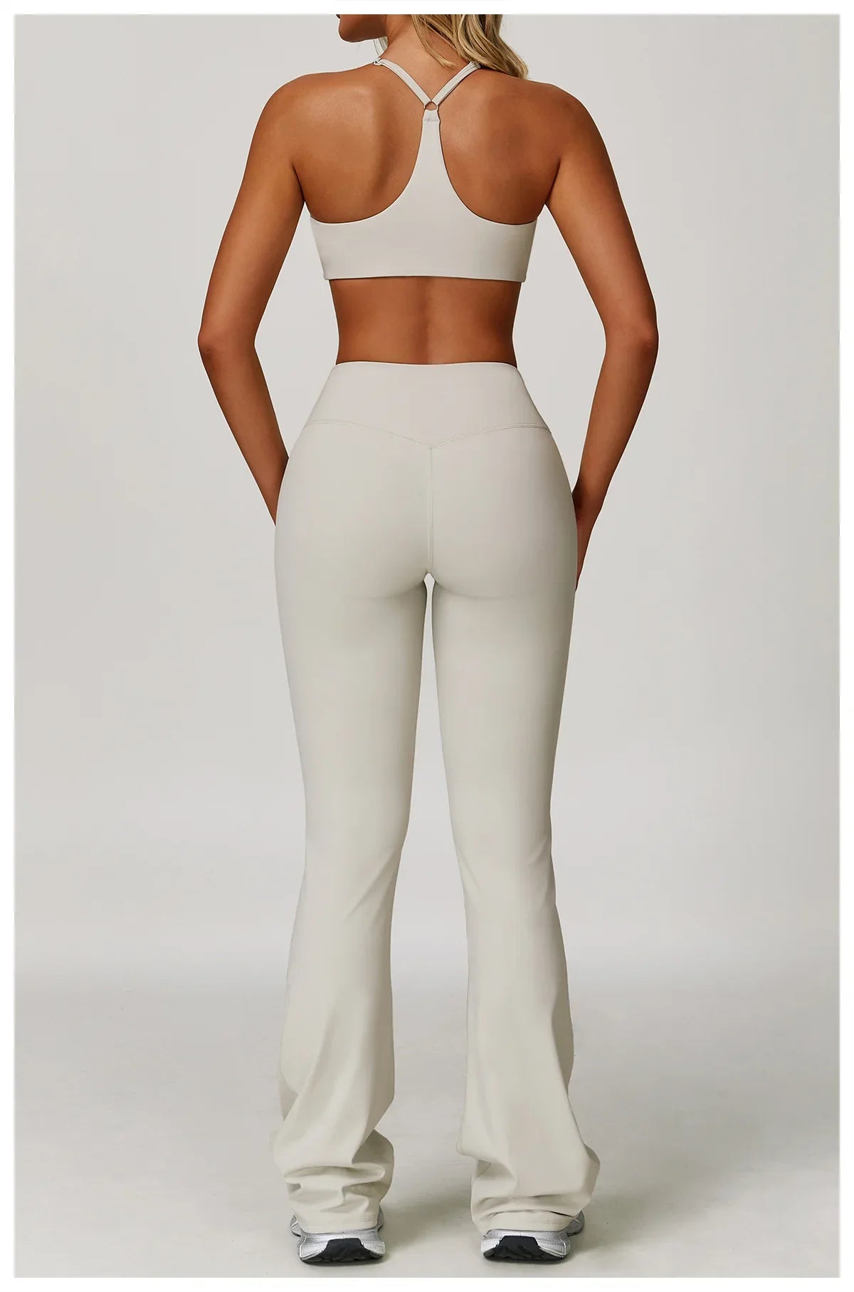 Women’s 2/3-Piece Sports Set – Stylish & Comfortable for Yoga & Running