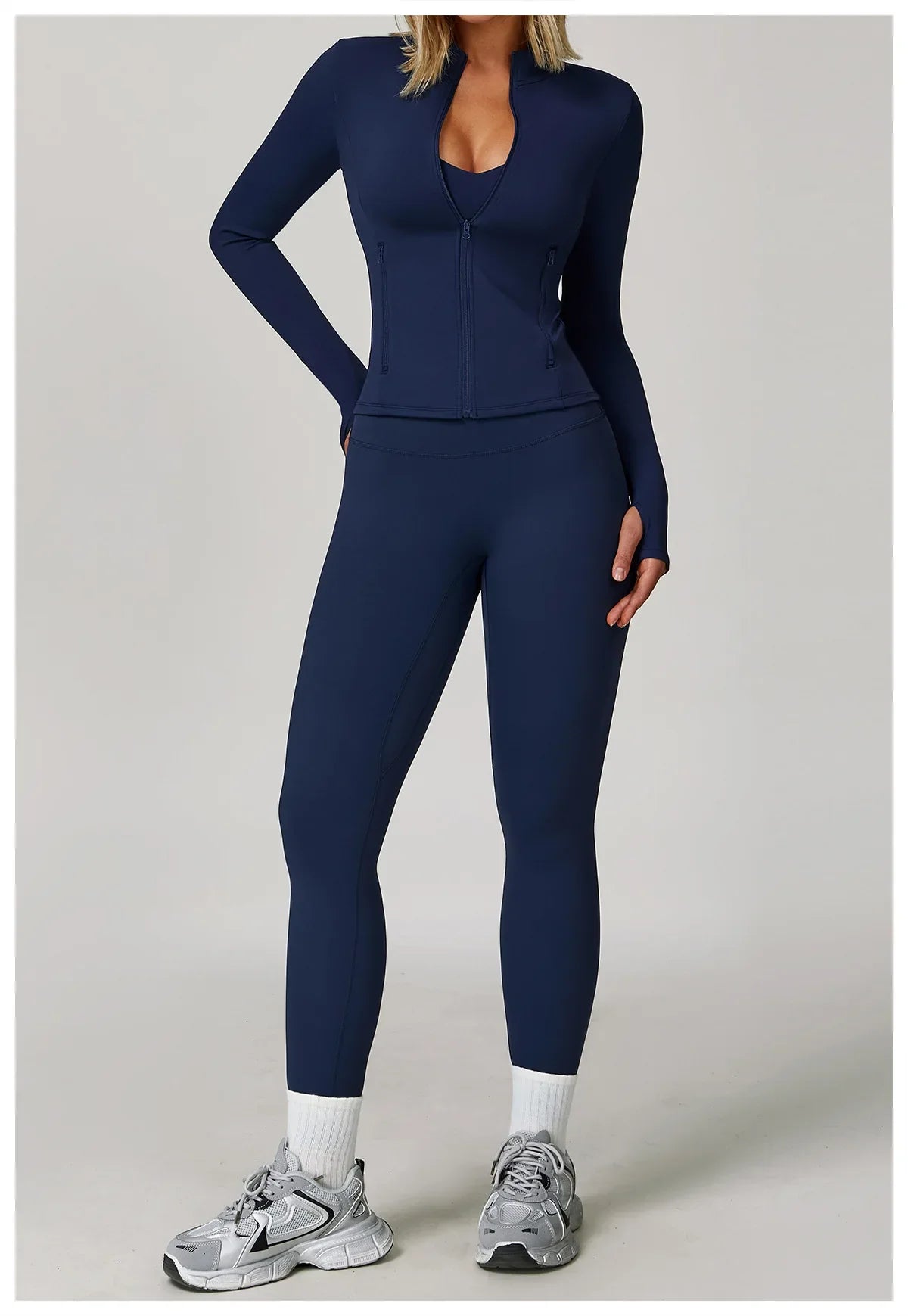 Women’s 2/3-Piece Sports Set – Stylish & Comfortable for Yoga & Running